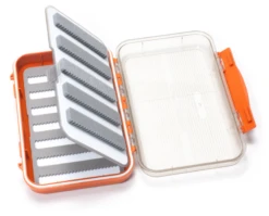 C&F Medium 7-Row Waterproof CF-25577CT Fly Case With Two-Sided Flip Page -Visserijmeesterwinkel CF 25577CTor