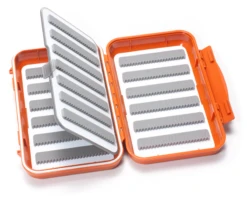 C&F 19 Row With Flip Waterproof Medium Fly Case - CF-25676 -Visserijmeesterwinkel CF 25676or