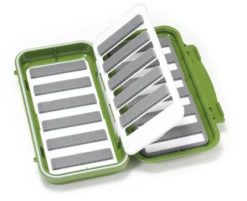 C&F 12 Row With Flip Waterproof Large Fly Case - CF-35656 -Visserijmeesterwinkel CF 35656ol