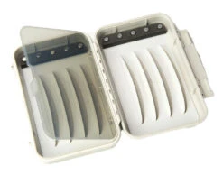 C&F Medium Magnetic Waterproof Fly Case - CF-2255V