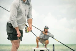 TFO Mangrove Coast Fly Rod -Visserijmeesterwinkel TFO Mangrove Coast Fly Rod TFOMANCOAST XXX tfo mangrove coast carousel lifestyle 2 1 1024x683 1